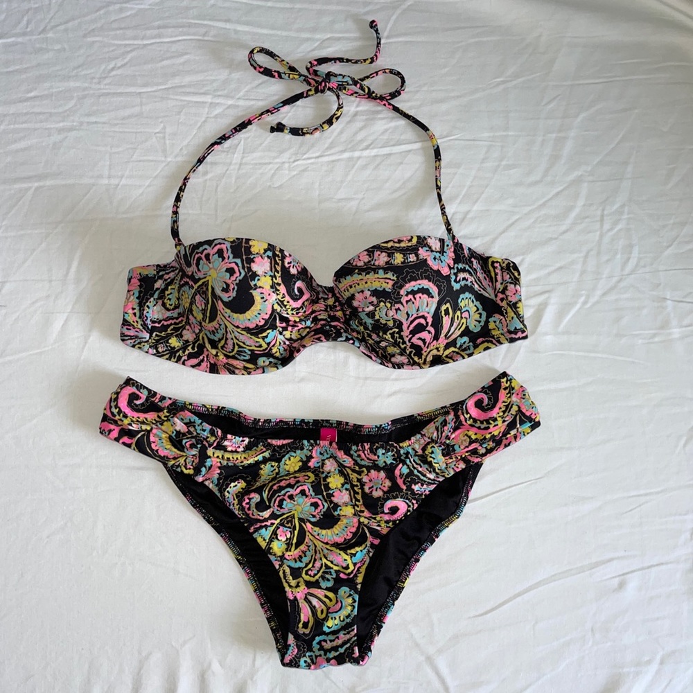 Victoria’s Secret Bikini